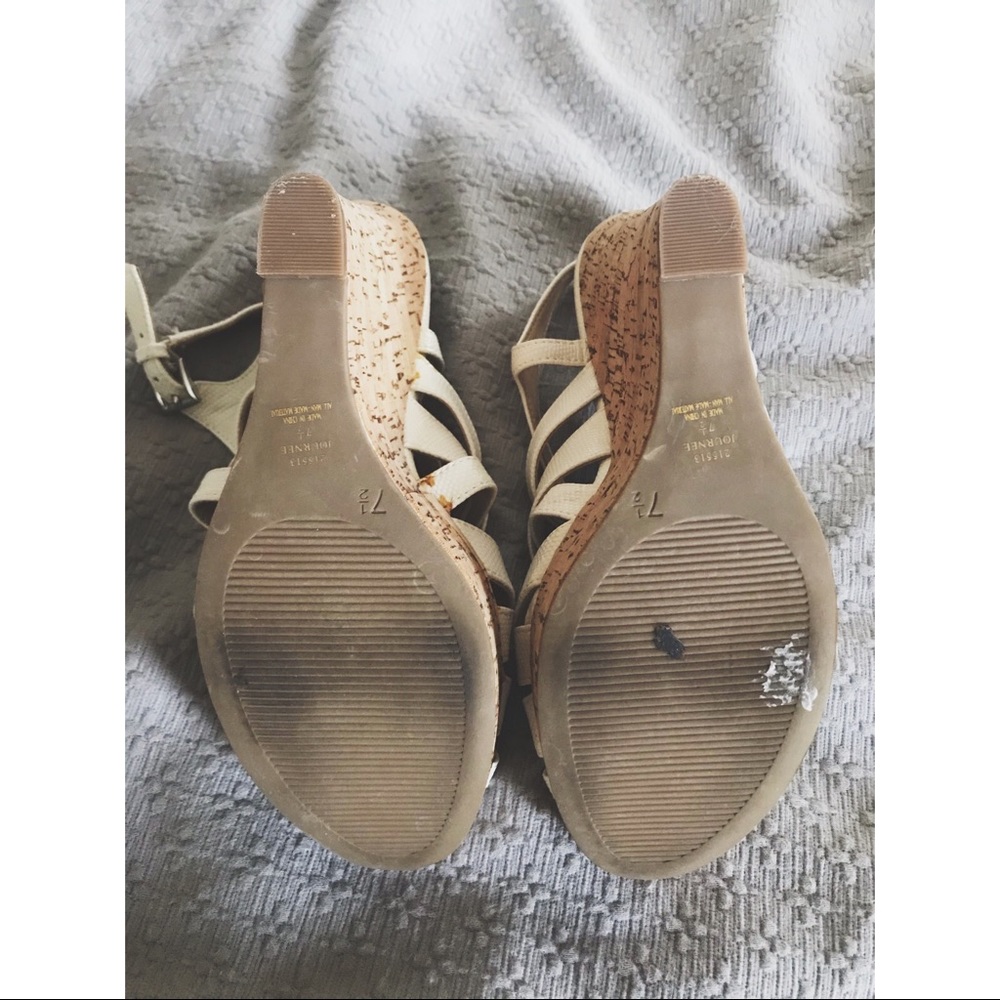 Ivory Wedges - Picture 3 of 3